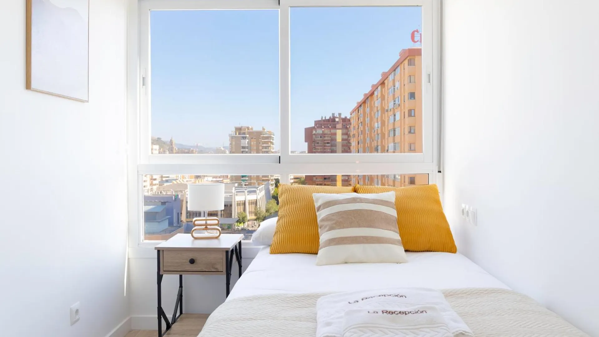 C37 City Views - Comfort & Design Malaga Apartment